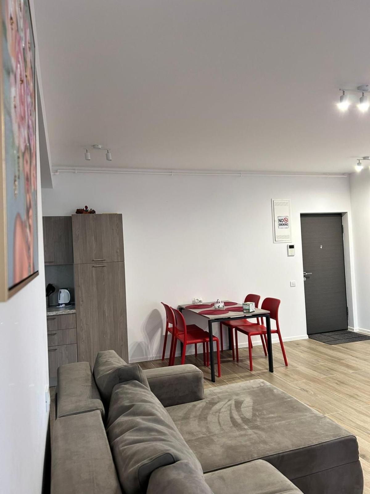 Summit Stay Apartment Бухарест Екстер'єр фото