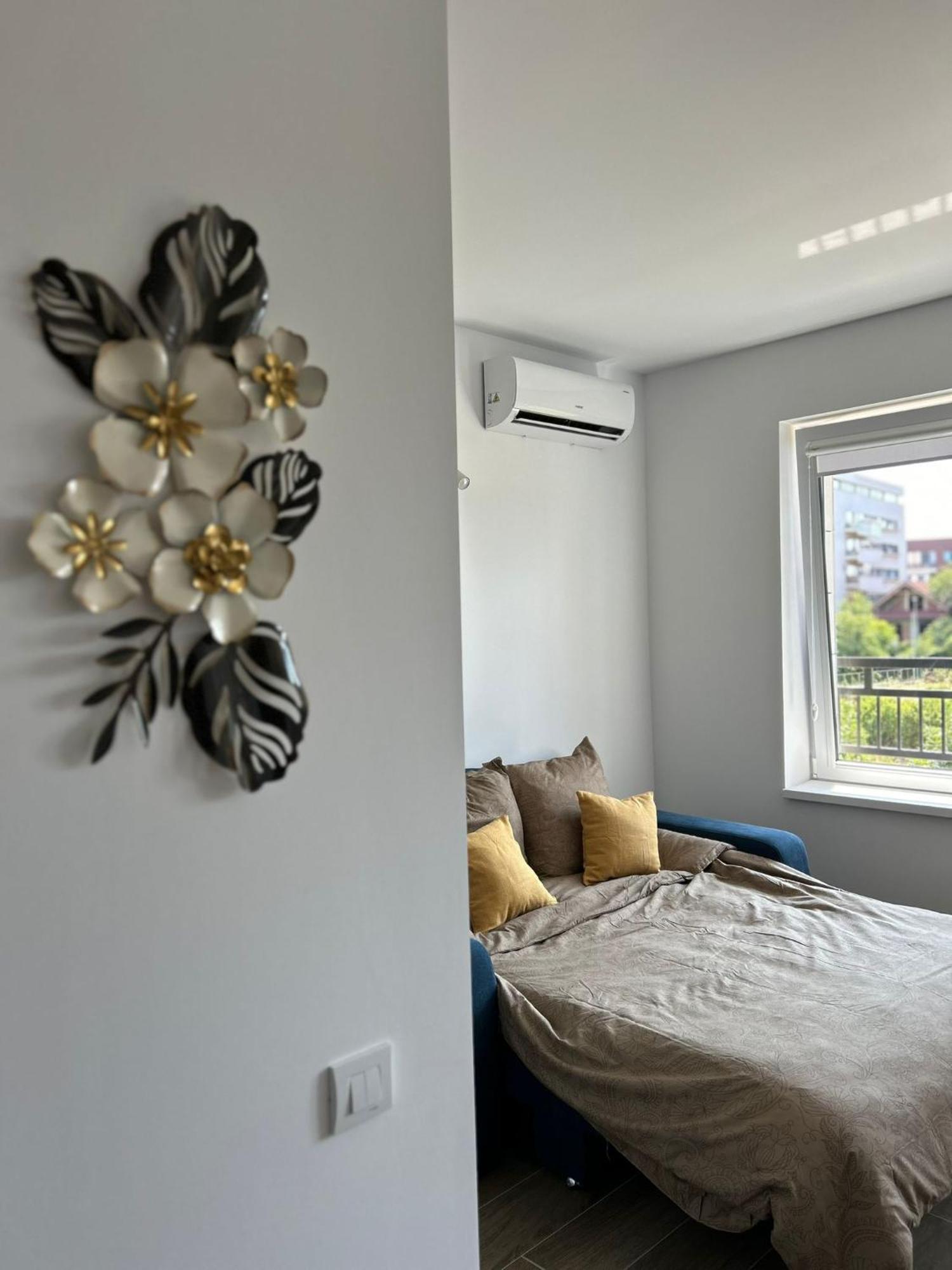 Summit Stay Apartment Бухарест Екстер'єр фото