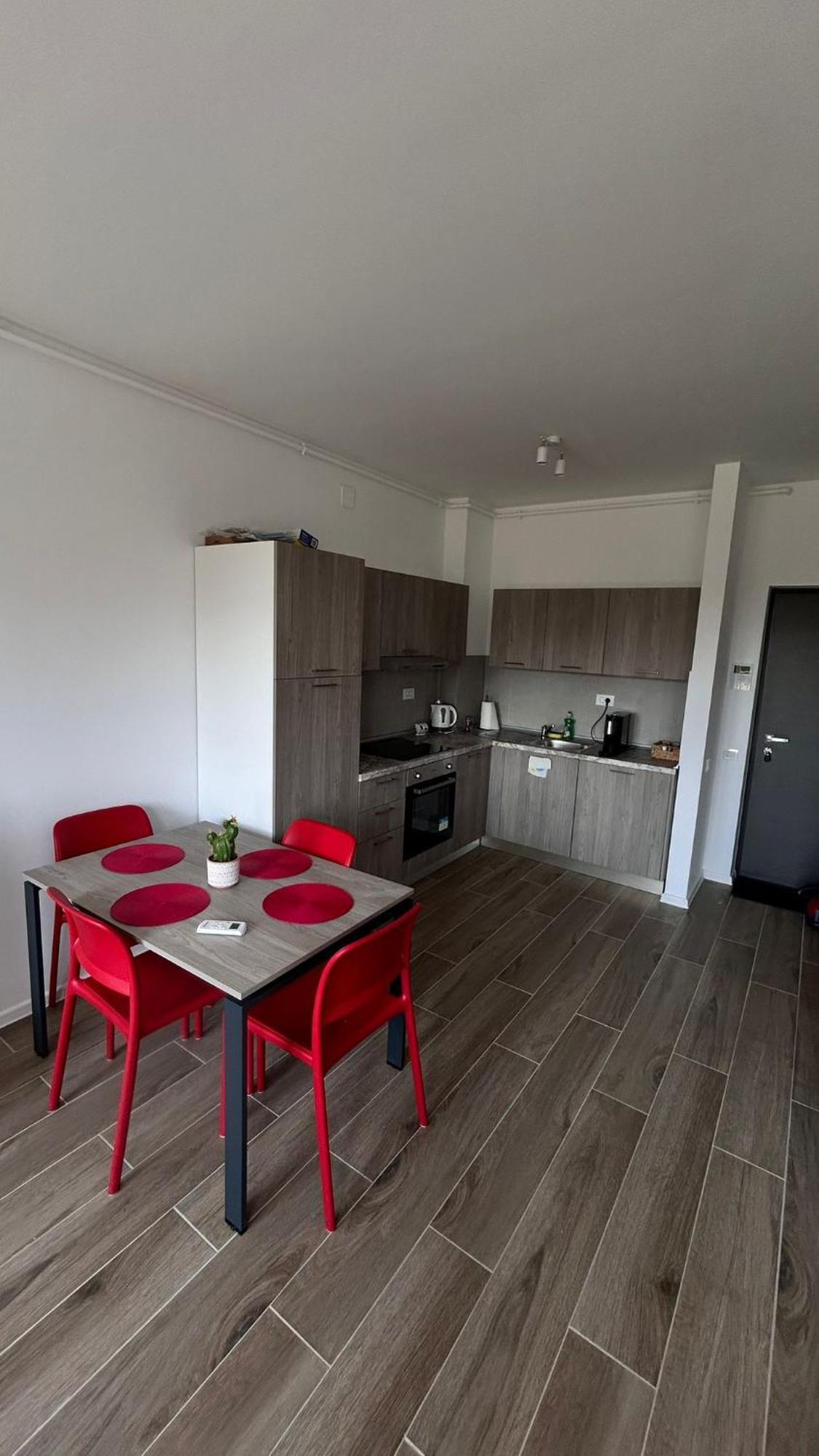 Summit Stay Apartment Бухарест Екстер'єр фото