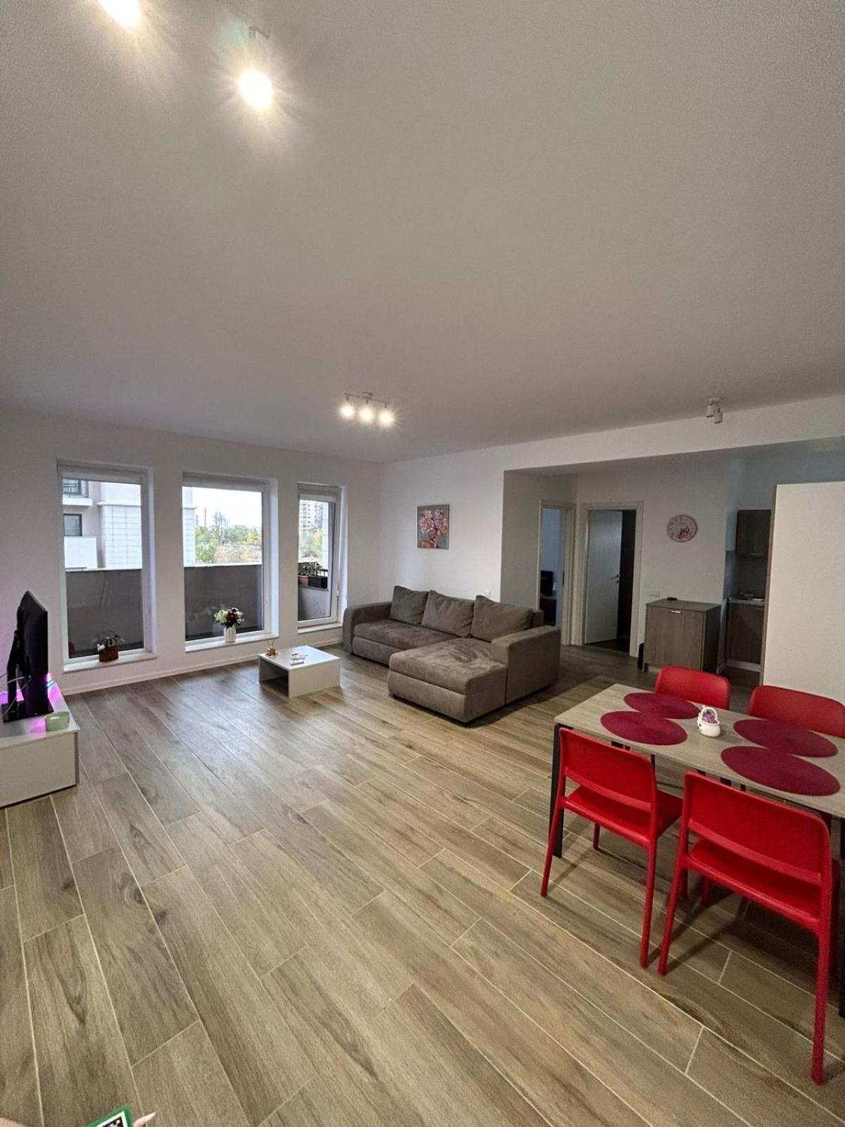 Summit Stay Apartment Бухарест Екстер'єр фото